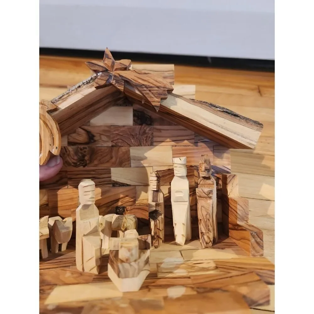 Vintage Wood Hand Carved Christmas Nativity Set Baby Jesus Bethlehem Star